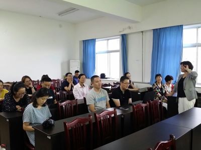 翻译学院组织审议学院发展规划